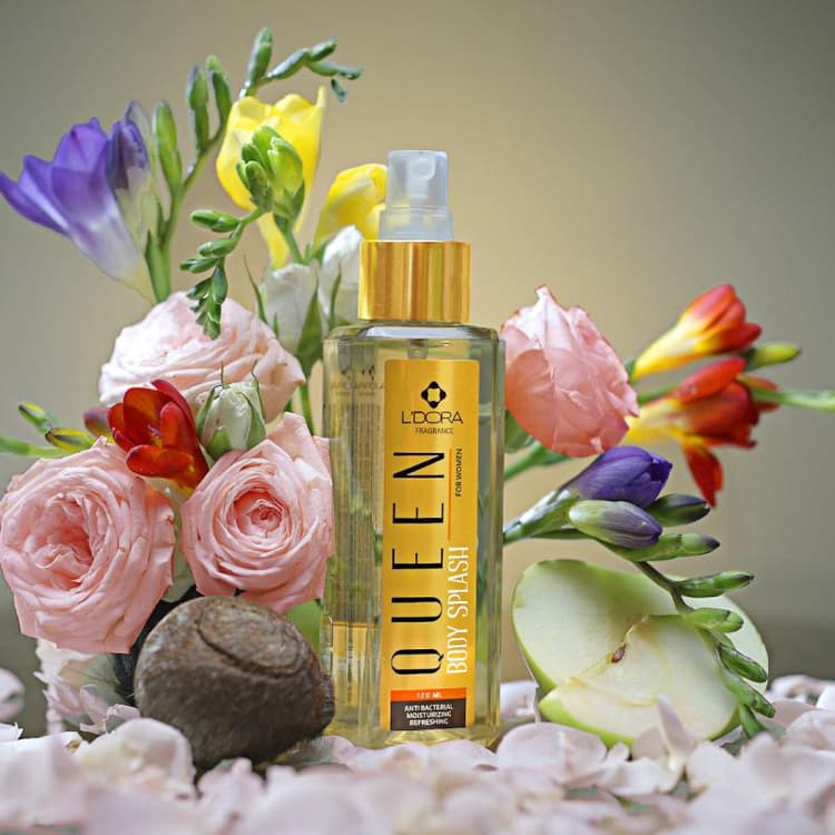 اسپری خوشبوکننده بدن زنانه مدل Queen فرگرنس120 میلی لیتر - مدل لدورا